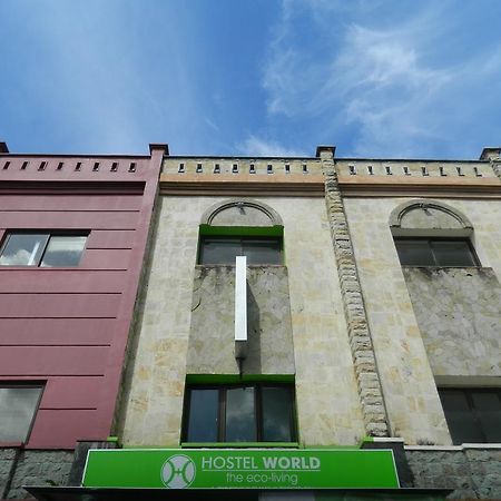 The Eco-Living Hostel เดนปาซาร์ ภายนอก รูปภาพ